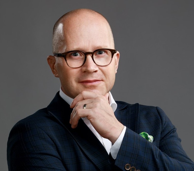Juhana Niemi Portrait For AEAJ Website